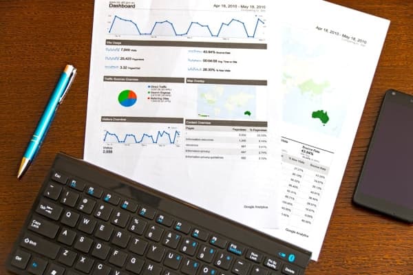 Disruptive technologies and New service models :The role of international standards