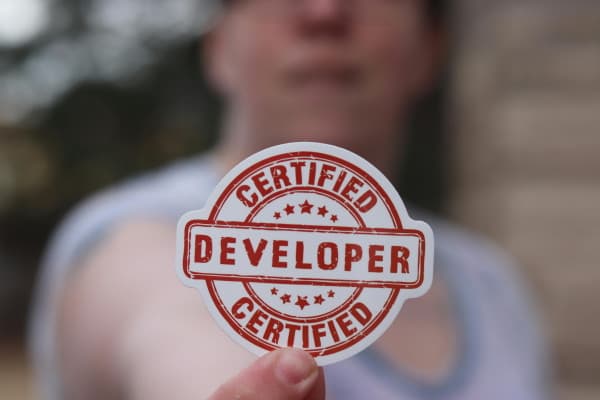 The importance of Certification in a Credencial - Driven world